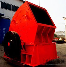 如何選擇高性能重錘式破碎機(jī)