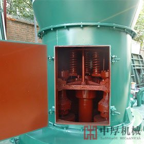 中厚機械雷蒙磨粉機有什么優(yōu)勢特點?