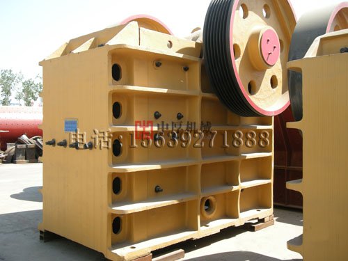 粗碎顎式破碎機(jī)